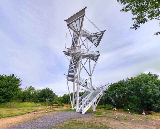 Devínska kobyla - under the tower