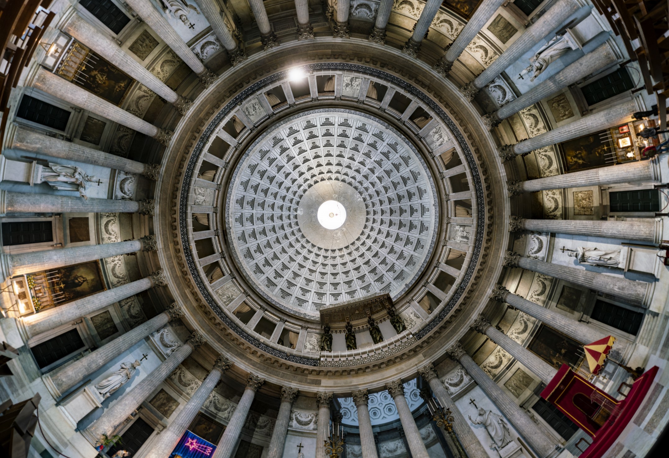 Naples - basilica